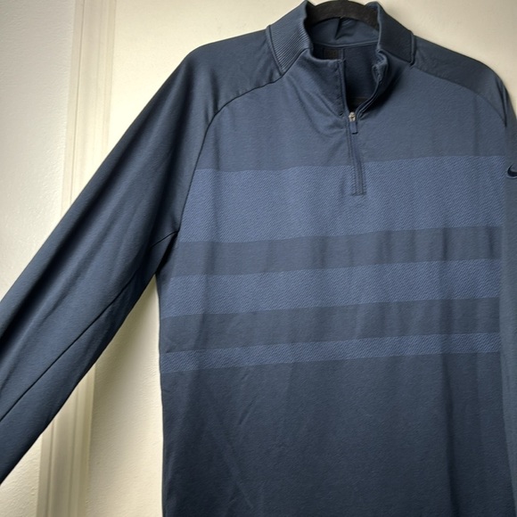 Navy Nike Dri-Fit 1/2 Zip Golf Long Sleeve Pullover Size Large - Picture 4 of 8